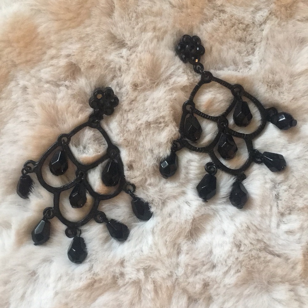 Baby chandelier earrings beautiful shiny black